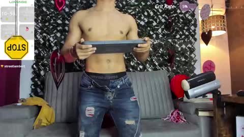 Snapshot of _eufrates_ chatting on February 15, 3:39 pm  EUFRATES online show from February 15, 3:39 pm