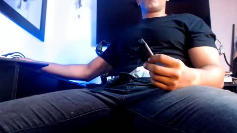 Snapshot of _heracles1 chatting on February 16, 2:21 pm Heracles online show from February 16, 2:21 pm