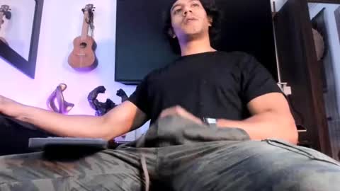 Snapshot of _heracles1 chatting on October 5, 3:38 pm Heracles online show from October 5, 3:38 pm