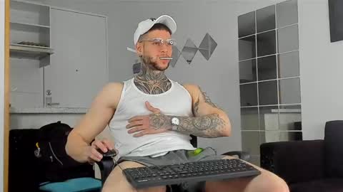 jeison online show from December 2, 9:37 pm