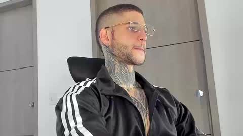 jeison online show from September 8, 5:12 pm