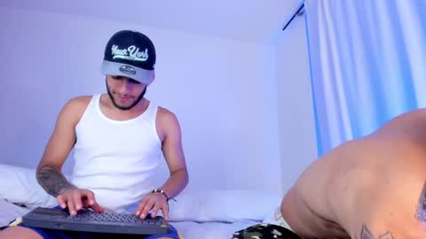 Snapshot of _kevin_xxx chatting on January 11, 8:54 am    online show from January 11, 8:54 am