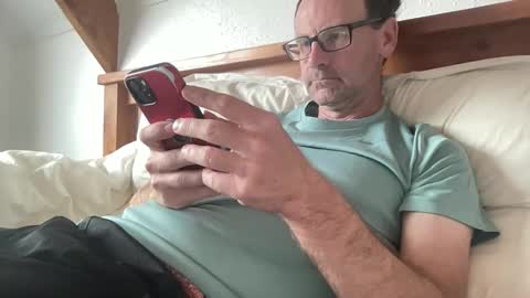 Kiwi online show from February 1, 7:56 pm