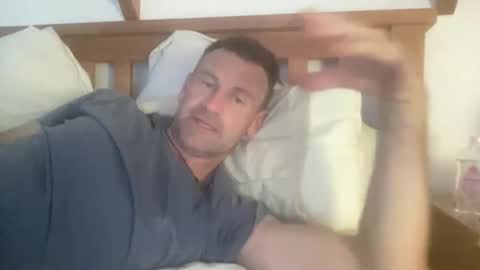 Kiwi online show from September 18, 3:30 am