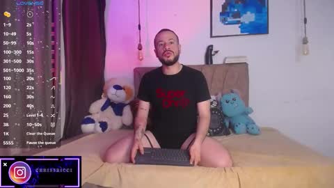 Snapshot of _krissricci_ chatting on October 13, 5:13 am   online show from October 13, 5:13 am