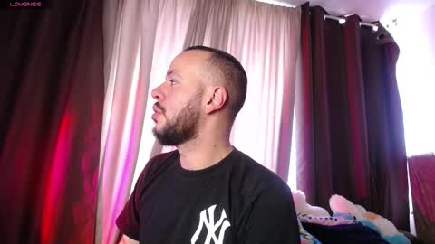 Snapshot of _krissricci_ chatting on September 24, 11:52 am   online show from September 24, 11:52 am