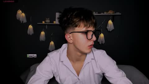 _leo_lust online show from October 29, 9:29 pm