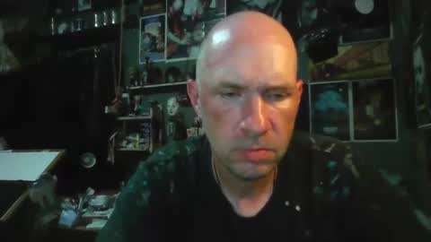 That guy online show from May 18, 4:07 am