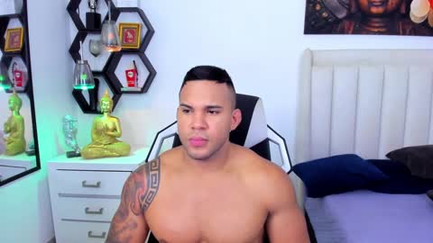 Snapshot of _matthew_santos_ chatting on September 15, 11:06 pm _matthew_santos_ online show from September 15, 11:06 pm