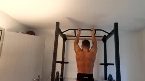 Snapshot of _misterniceguy chatting on October 9, 7:24 am BENJI online show from October 9, 7:24 am