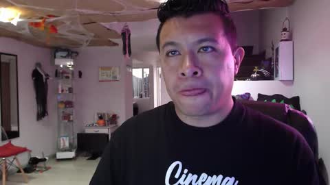 Panda  online show from October 28, 10:01 pm