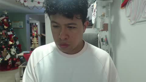 Panda  online show from December 7, 12:42 am