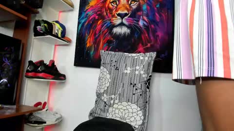 Kevin  online show from February 19, 10:23 am