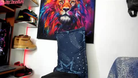 Kevin  online show from February 27, 10:26 am