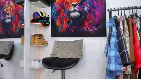 Kevin  online show from October 18, 6:18 am