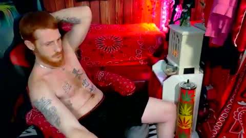 REDxxx online show from December 4, 7:37 am