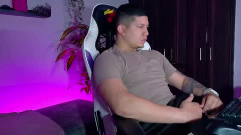 Roberto online show from October 31, 8:40 am