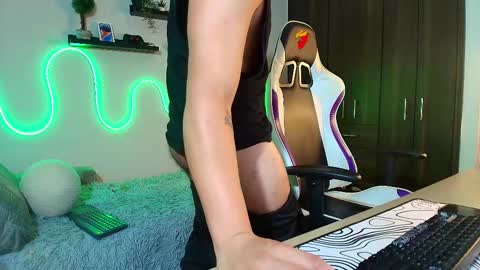 Roberto online show from February 15, 12:11 pm