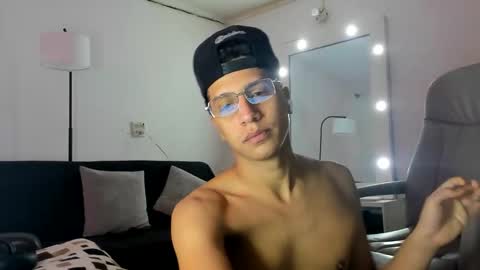 sair online show from November 2, 6:01 pm