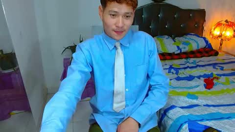 santi online show from March 28, 8:36 am