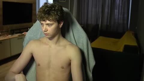 OLIVERERENMARCUSpvt is open online show from February 5, 12:12 pm