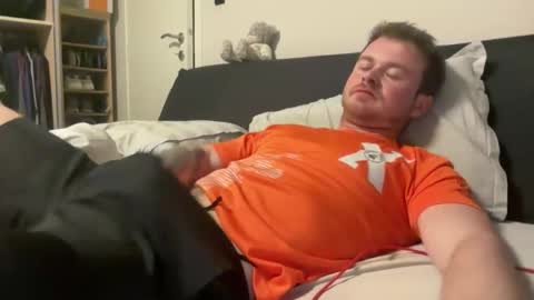 _stevie___ online show from February 10, 5:39 pm