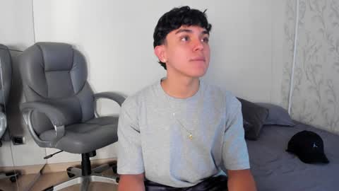 _taylorblack online show from April 4, 11:40 am