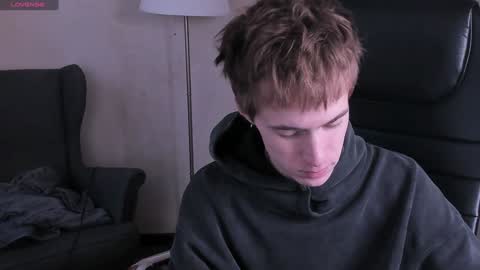 _tokyo_ghoul online show from December 4, 10:02 am