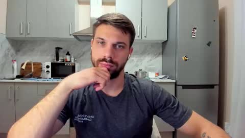 Tony Wolf online show from February 3, 9:09 pm