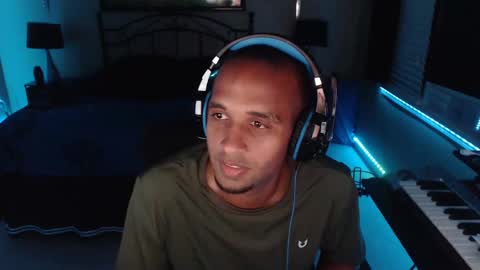 a4orce online show from October 3, 2:49 am