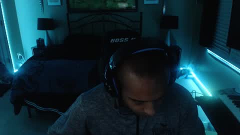 a4orce online show from December 10, 2:35 am