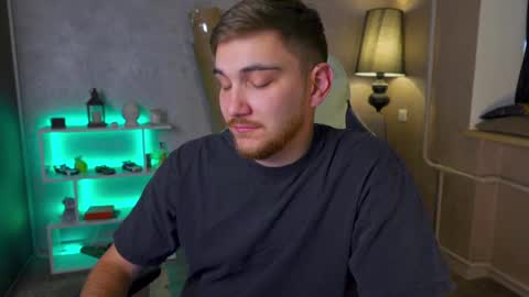 Alex online show from February 28, 5:37 am