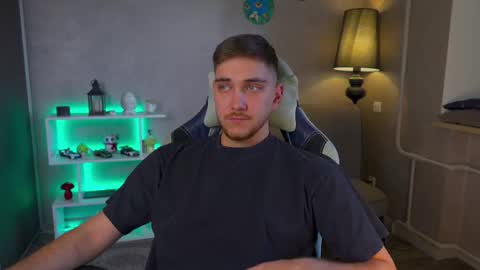 Alex online show from February 15, 6:55 am