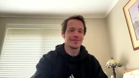 Kris online show from October 11, 9:52 pm