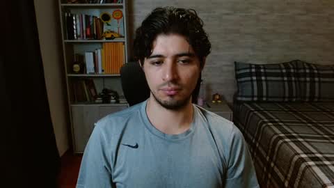 Aaron online show from April 21, 10:16 pm