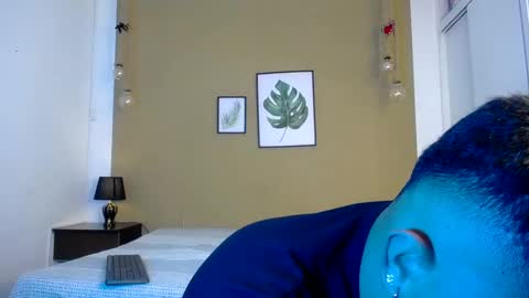 Your aron  online show from March 4, 4:06 am