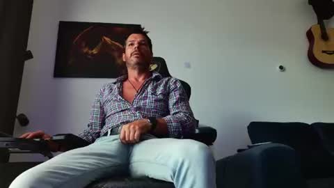 Aaron online show from July 14, 4:27 am