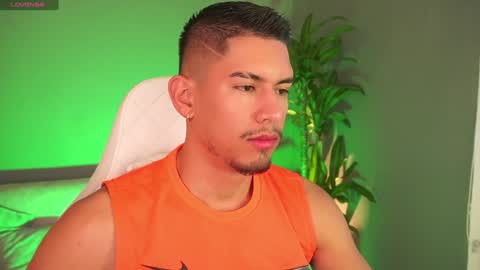 AARON  online show from January 31, 11:24 am