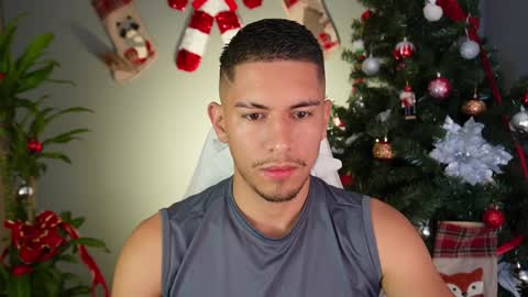 AARON  online show from December 29, 8:22 am