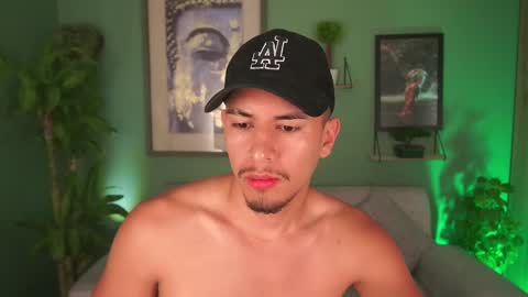 AARON  online show from February 28, 9:36 am