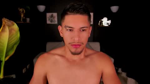 AARON  online show from September 11, 10:36 am