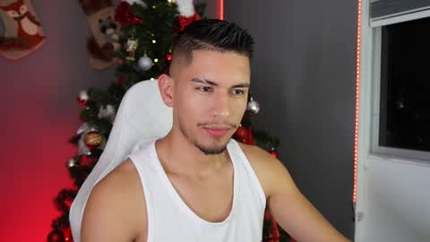 AARON  online show from December 15, 11:31 pm