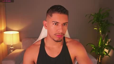 AARON  online show from February 2, 12:46 pm