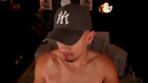 AARON  online show from September 27, 11:52 am