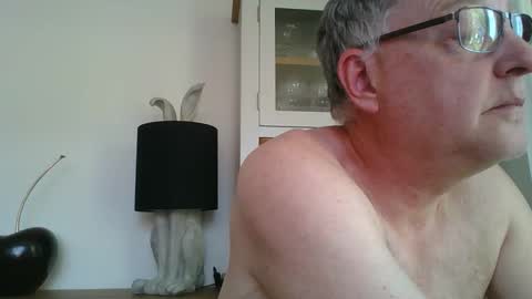 Aaron online show from May 23, 10:10 am