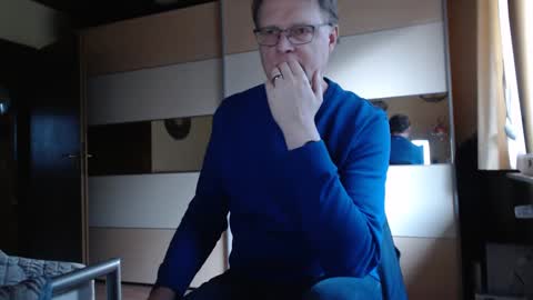 Snapshot of ach471 chatting on March 10, 5:07 pm ach471 online show from March 10, 5:07 pm