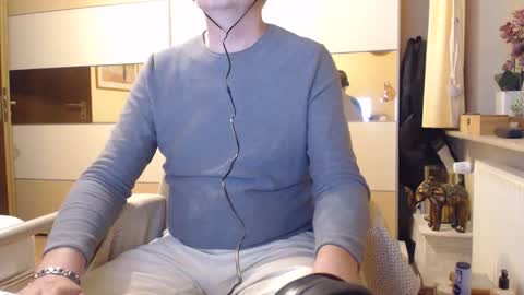 Snapshot of ach471 chatting on September 16, 7:14 pm ach471 online show from September 16, 7:14 pm