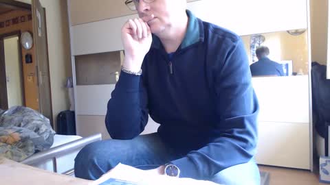 Snapshot of ach471 chatting on January 31, 9:59 am ach471 online show from January 31, 9:59 am