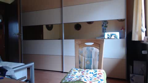 Snapshot of ach471 chatting on February 26, 7:31 am ach471 online show from February 26, 7:31 am