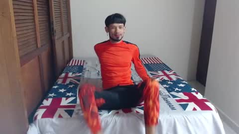 instagram  adam x256 online show from January 29, 1:37 am